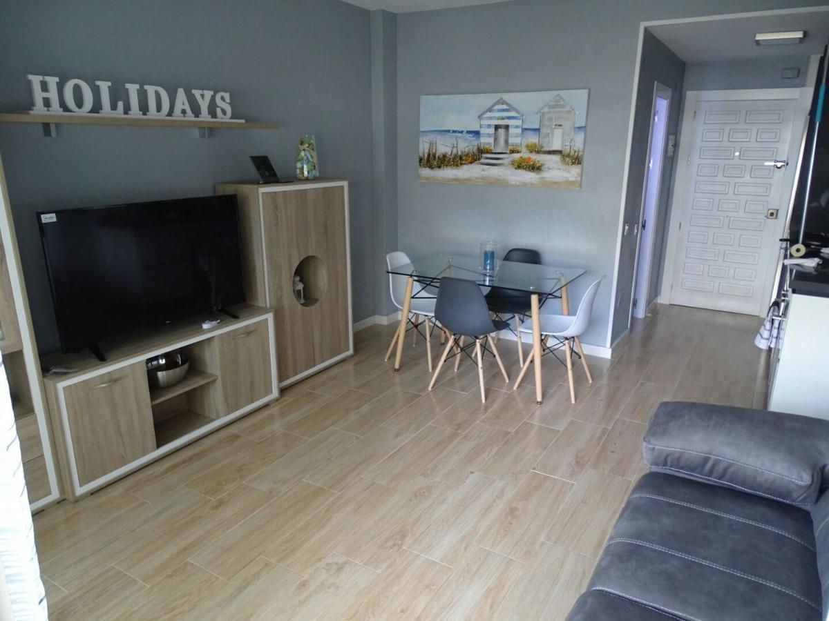 בנאלמדנה Apartamento En Benalbeach מראה חיצוני תמונה