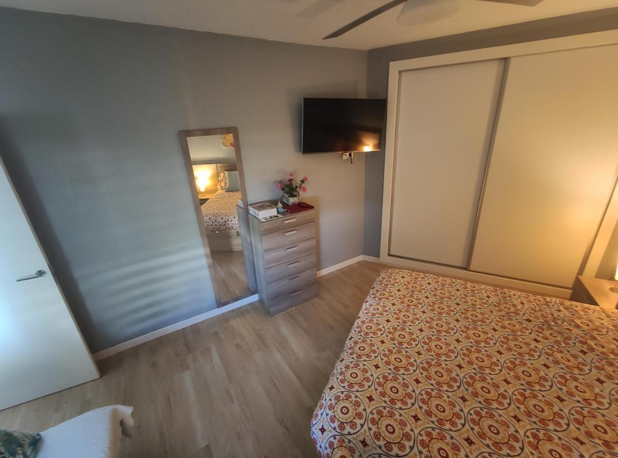 בנאלמדנה Apartamento En Benalbeach מראה חיצוני תמונה