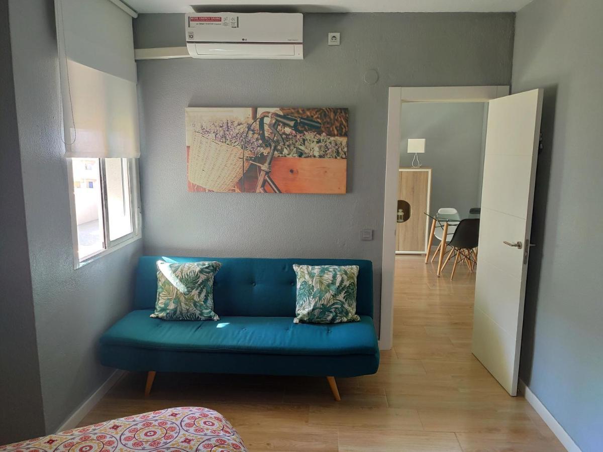 בנאלמדנה Apartamento En Benalbeach מראה חיצוני תמונה