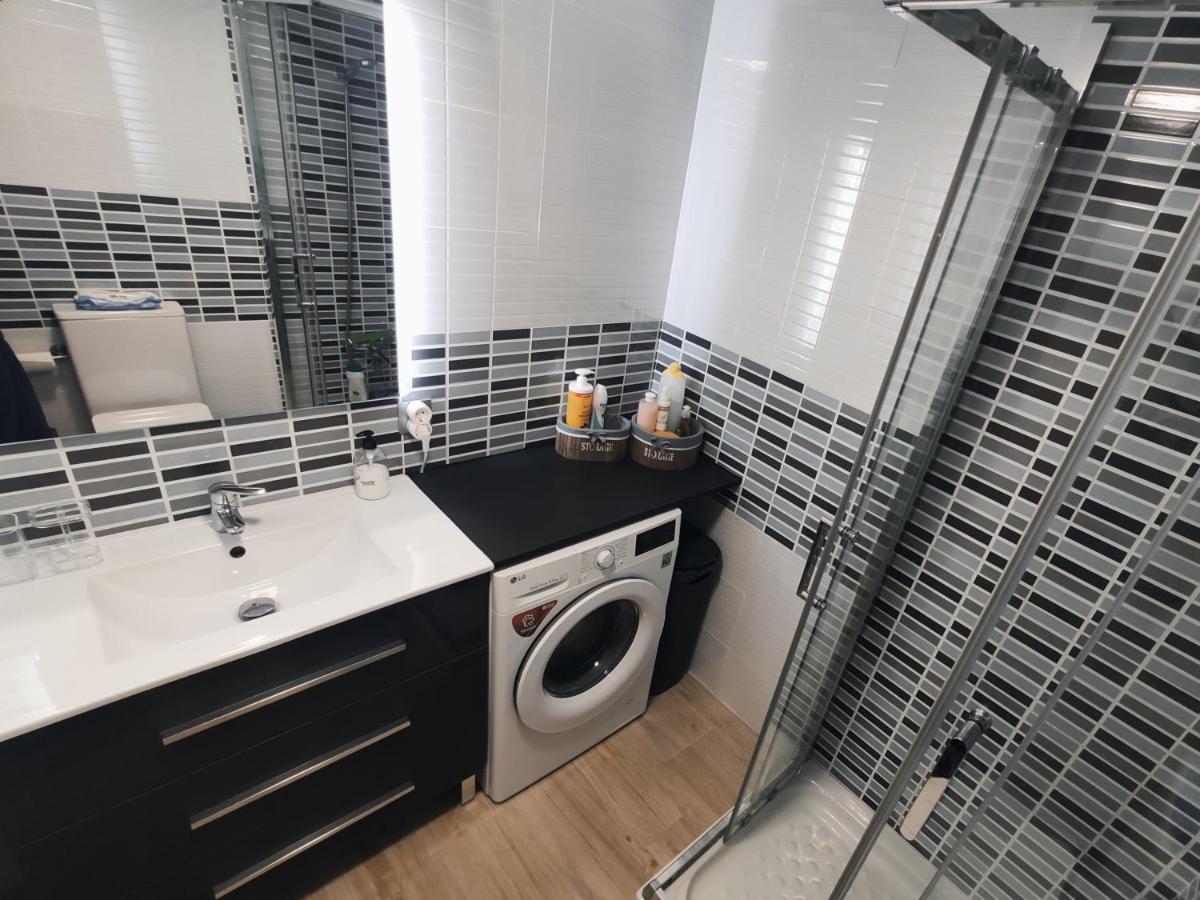 בנאלמדנה Apartamento En Benalbeach מראה חיצוני תמונה