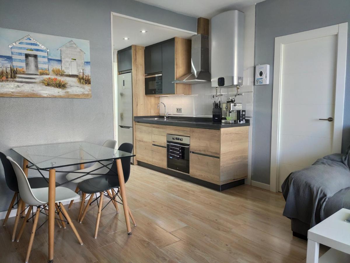 בנאלמדנה Apartamento En Benalbeach מראה חיצוני תמונה